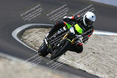 media/Sep-21-2025-TrackDaz (Sun) [[277c75b276]]/B Group/1220pm (Turn 2)/